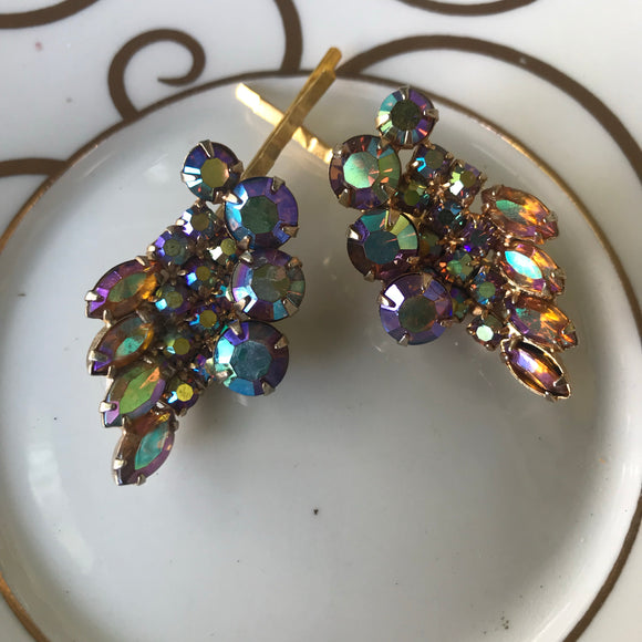 UNRULY RHINESTONES