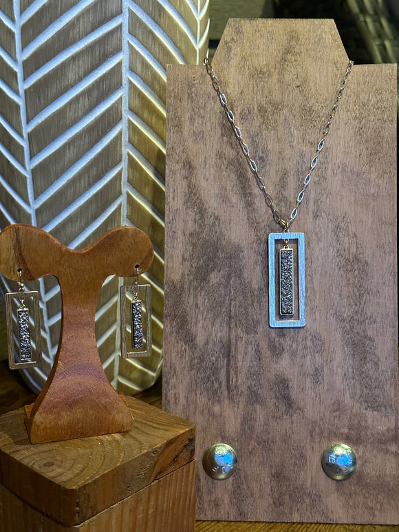 Gray druzy open rectangle set