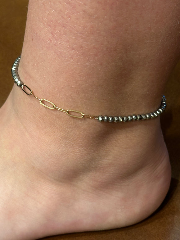 Gray Glass Bead & Gold Tone Chain Anklet
