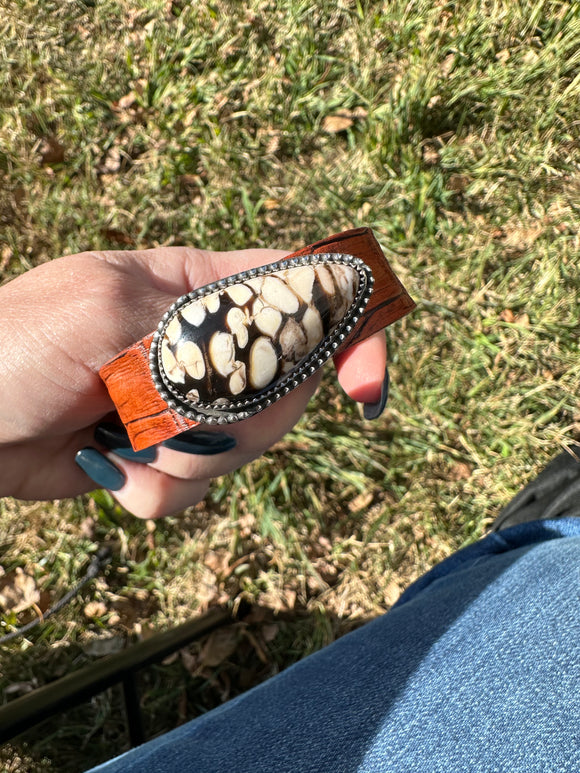 Peanut wood leather bracelet