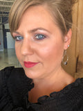 ONYX TWIST EARRING