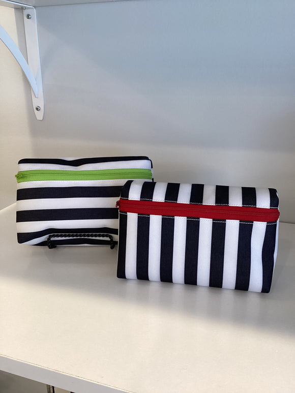 Striped red zipper bag